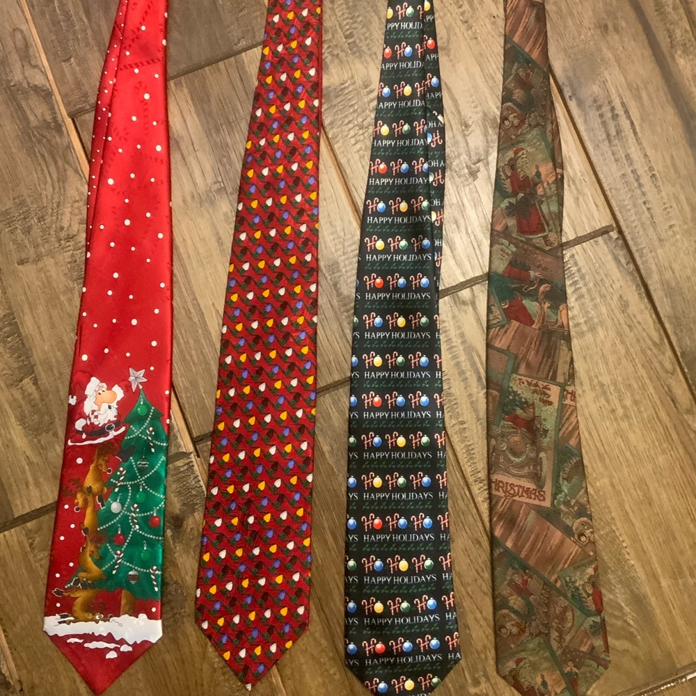 Choose your next holiday tie! This is for one but can bundle if you need more.